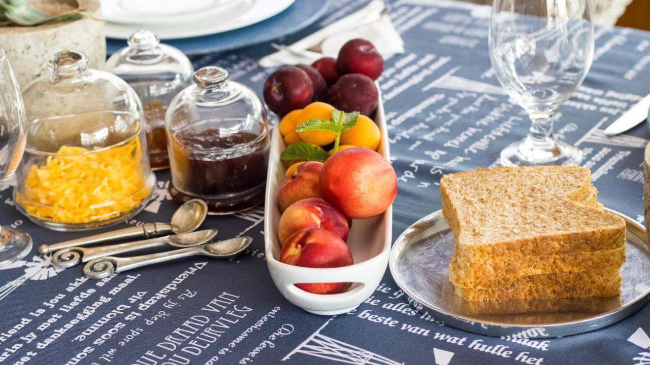Koru Guesthouse Претория Екстериор снимка