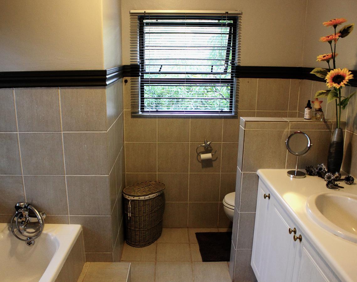 Koru Guesthouse Претория Екстериор снимка
